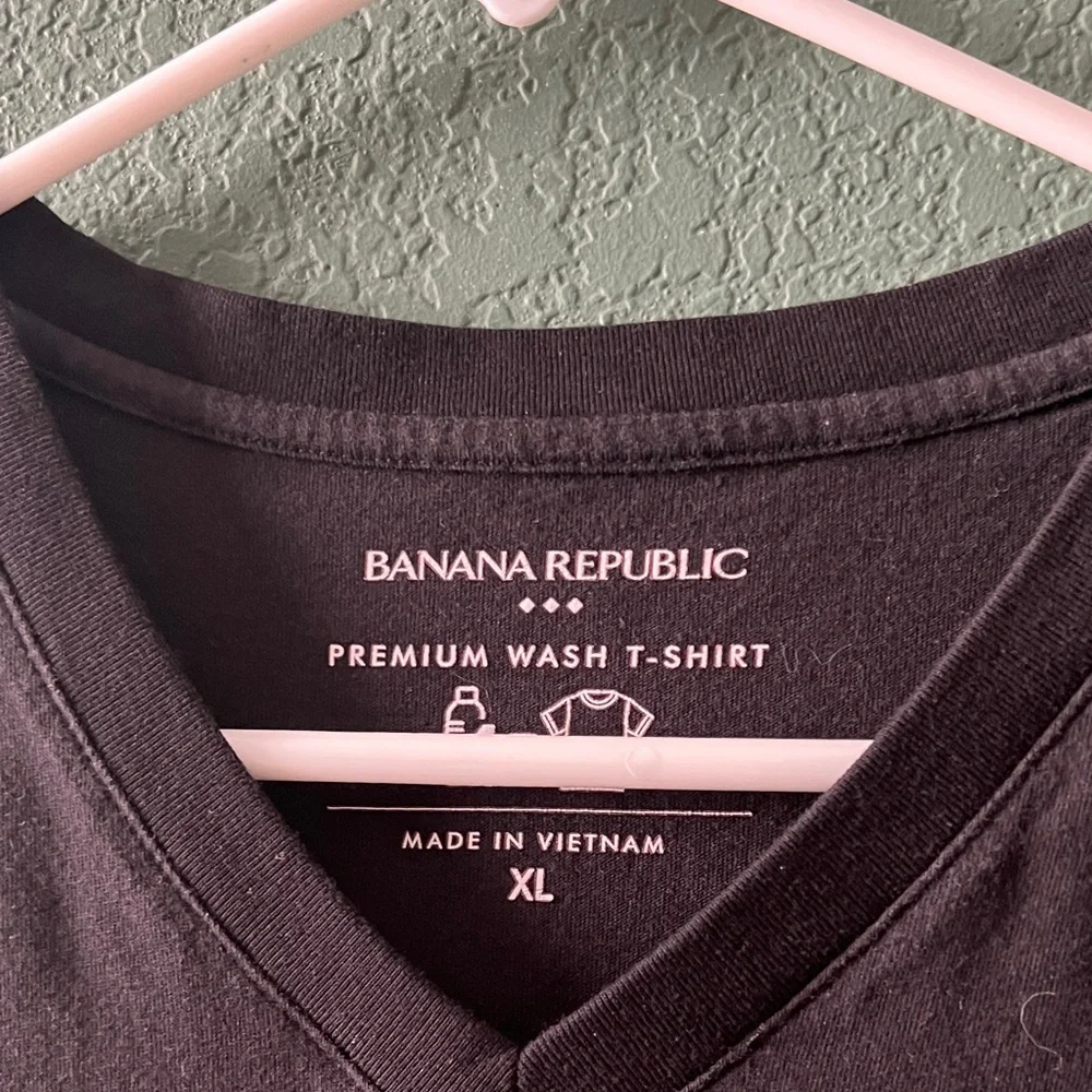Banana Republic Black Short Sleeve Tee